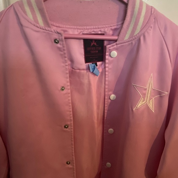 Jeffree star pink members only jacket just dry cleaned perfect condition. - Picture 5 of 9